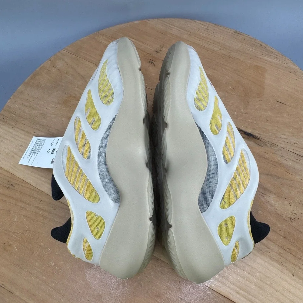 Adidas Yeezy 700 V3 Kids Size‎ 3.5 Shoes 'Safflower' Sneakers Yellow G54854  NEW